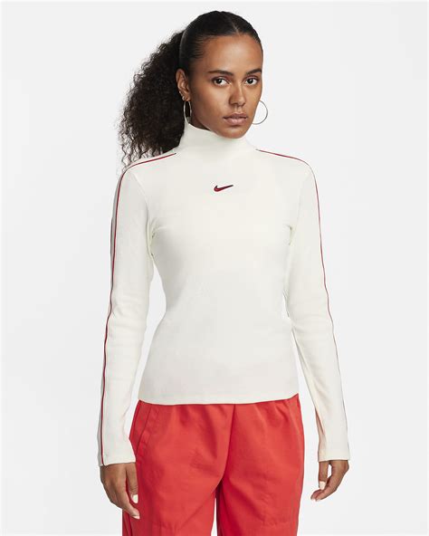 nike logo met kleur achtergrond|Nike Sportswear Collection aansluitende damestop met logo, .